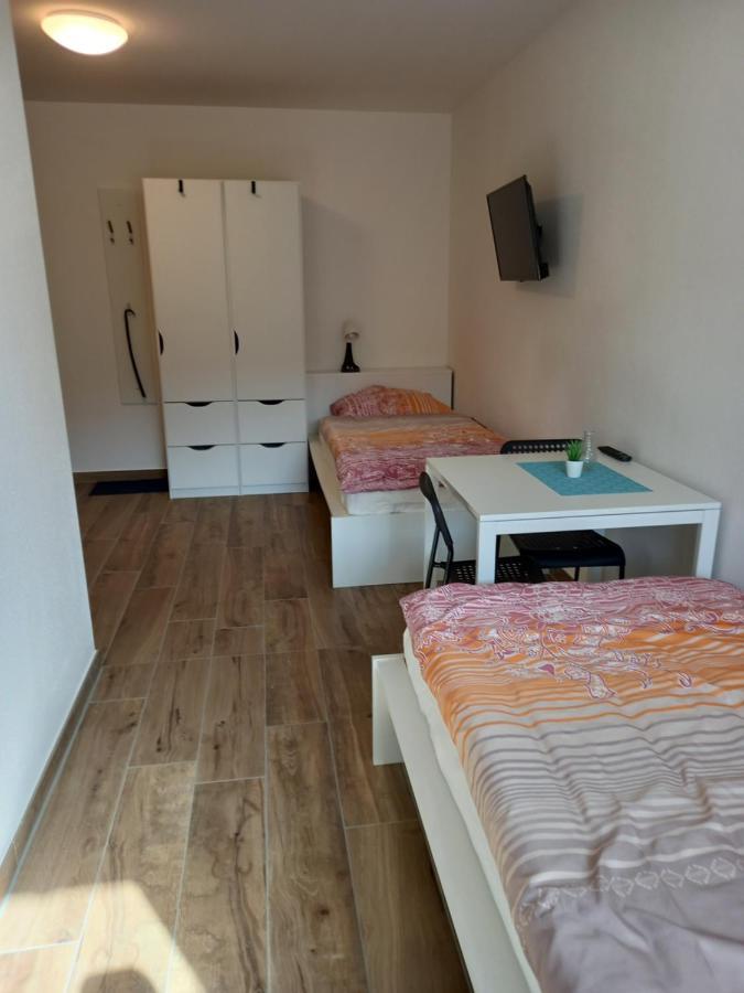 Appartamento Heimatliebe Bruckmaier Neustadt an der Donau Esterno foto